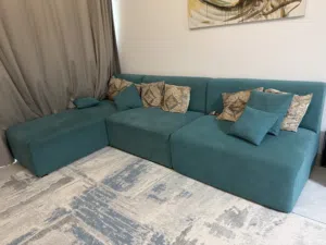 صوفا بحالة جيده ثلاث قطع