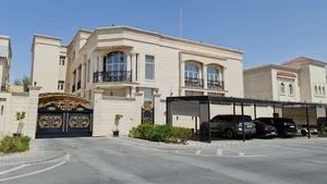 More than 6 bedrooms . Unfurnished . Yearly3