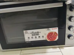 Sharp 25 - 29 Liters Microwave in Amman