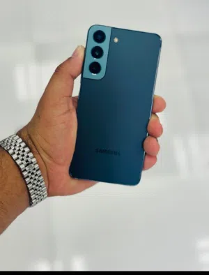 SAMSUNG S22