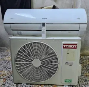 سبلت توسوت طن ونص أنفيرتر تحكم بلامبيريه نظيف جدا السعر 700 وبي مجال