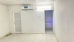 غرف استوديو للإيجار في السلاحة بركاء خلف معهد التقني والإداري شامل الخدمات