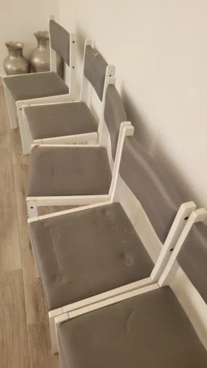 ستة كراسي للبيع