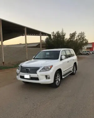 Used Lexus LX in Al Riyadh
