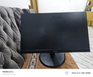 24 Lenovo monitors for sale in Basra