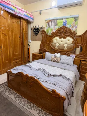 غرفة نوم صاج أصلي للبيع