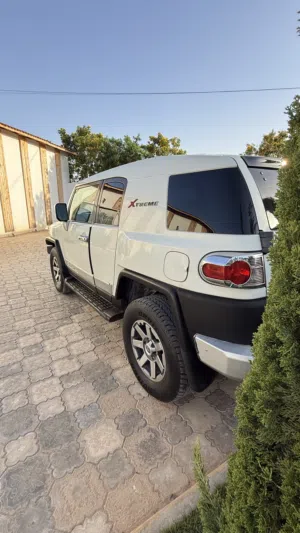 Used Toyota FJ in Misrata