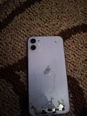 Apple iPhone 11 64 GB in Zintan