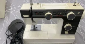 ماكينة خياطة جانومي Janome موديل 392 بحالة جيده
