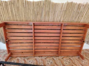 طاولة للبيع