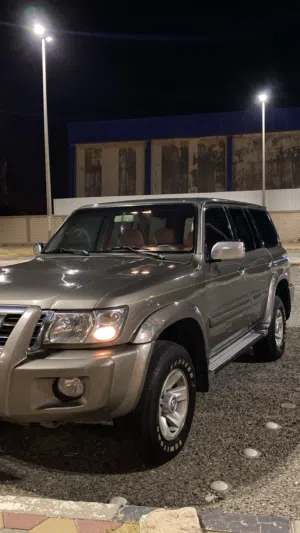 للبيع فتك 2004 بحاله جيده