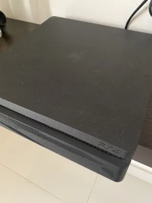 Perfect ps4 - good condition no damages - in maabela