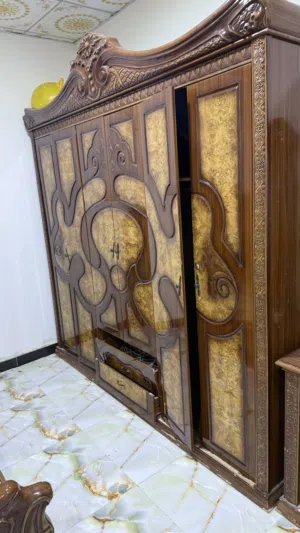 غرفة نوم للبيع 6 قطع نضيفه