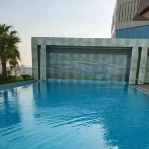 swimming pool maintenance work monthly cleaning