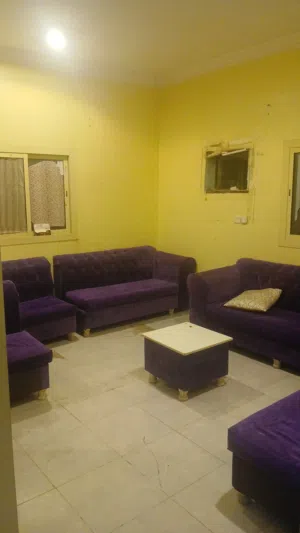 دولابين كبار و طقم كنب