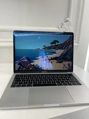 MacBook pro 13 inch / 8GB/ space gray