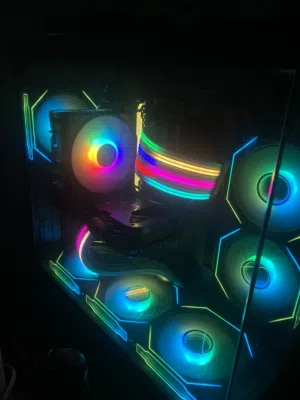 كمبيوتر استعمال 6 شهور تقريباً فقط