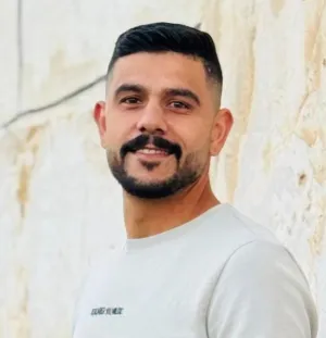 محمد حسن محمود مشارقه 