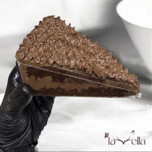 كيكة ماتيلدا اللذيذة الأصلية غارقة بصوص الشوكولاتة البلجيكية الفاخر - The Original Matilda Cake