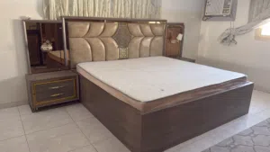 اشتري جميع لاثاث المستعمل مطابخ شغاله وخربانه مطابخ غرف نوم اثاث الفنادق والقصور والفل