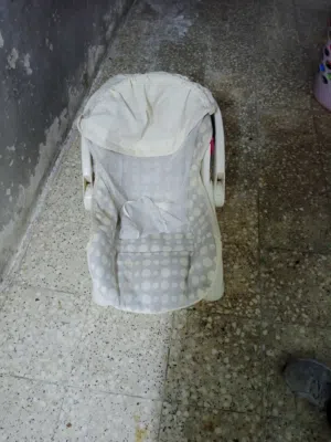 كرسي اطفال وهزاز