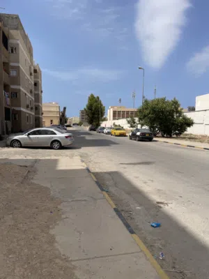 شقة في باب بن غشير مقابل غابة النصر