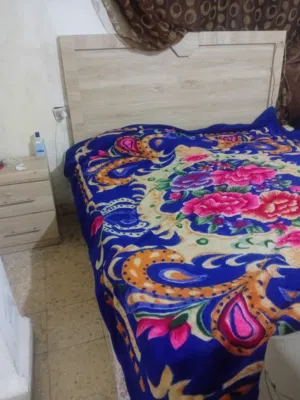غرفه نوم شبه جديد استعمال خفيف