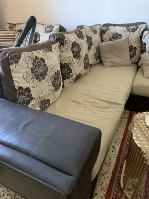 150طقم كنب بيع مستعجل بحالة الوكالة