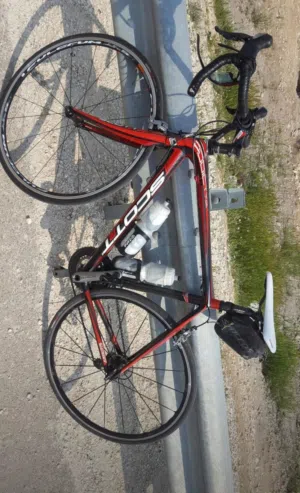 Road bike Scott Addict R2 Carbon