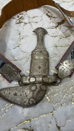 خنجر عماني للاطفال عق سعرك اذا عجبني شله