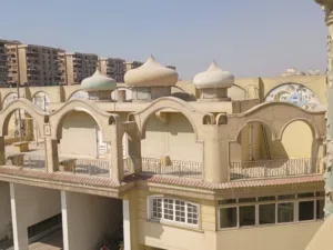 فندق ومطعم للايجار