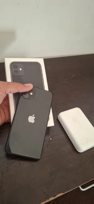 Apple iPhone 11 128 GB in Madaba
