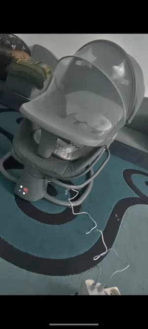 سرير اطفال هزاز كهرباء