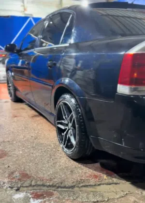 Used Opel Vectra in Jericho