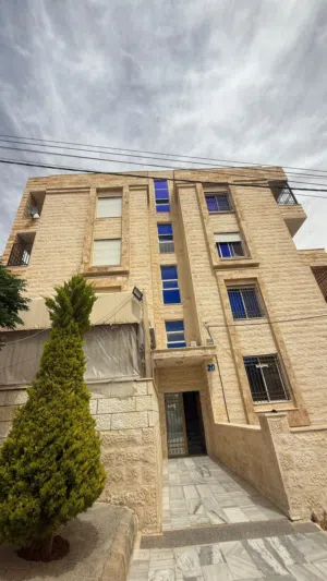 135 m2 3 Bedrooms Apartments for Sale in Amman Abu Alanda