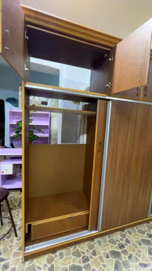 غرفه نوم وخزانه