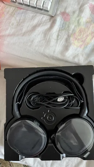 Audio & Headsets . Used4
