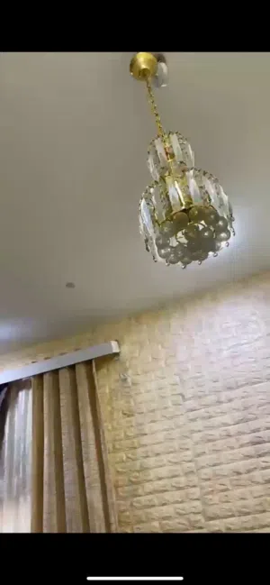 ثريات اثنين