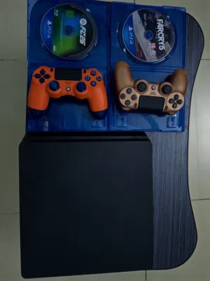 Sony playstation 4 . حالة شبه جديدة . ما مفتوحة
