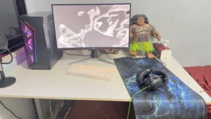 جهاز بيسي مستعمل كرت الشاشة 1660ti المعالج i3 جيل 10 سماعه ريزر وطاوله وماوس باد بلون الازرق