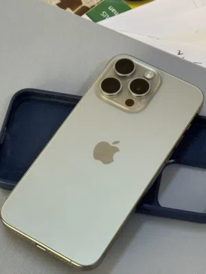 Apple iPhone 15 Pro Max 256 GB in Muscat