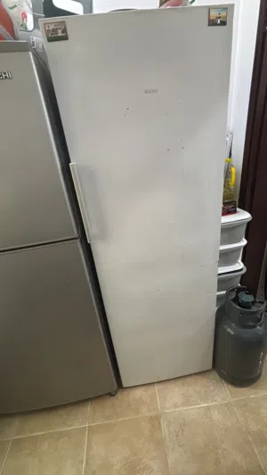 للبيع ثلاجه وفريزر
