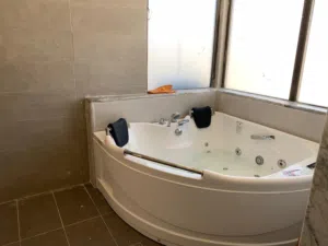 100 m2 2 Bedrooms Apartments for Rent in Amman Tla' Ali