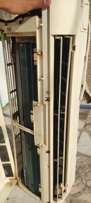 Midea 0 - 1 Ton AC in Aden