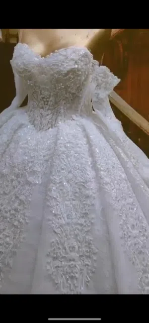 فستان عرس دانتيل فرنسي