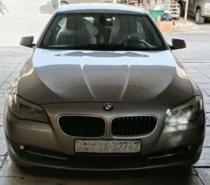 للبيع بي ام دبليو الفئه الخامسه