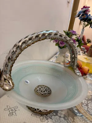 اطباق واكواب