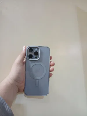 Apple iPhone 15 Pro Max 1 TB in Salt