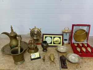 نحاسيات للبيع