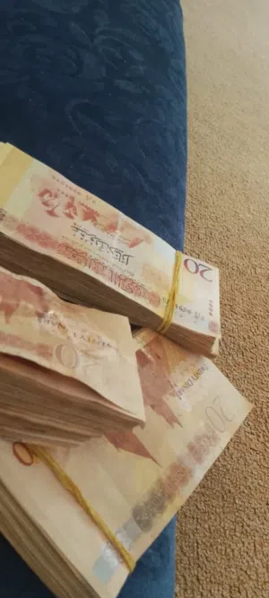 8000دينار بي 2000دينار